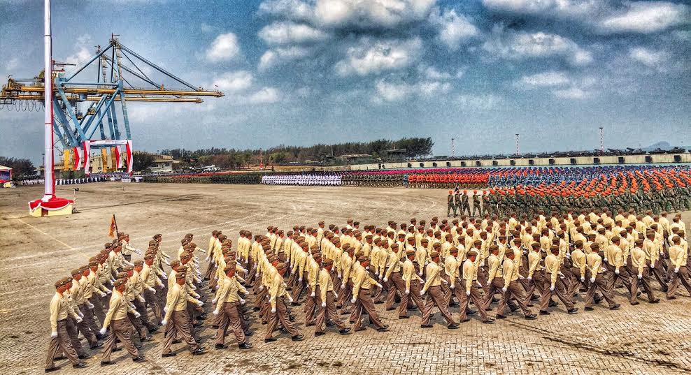 Ikut Gladi Bersih HUT TNI, Satpol PP Gagal Fokus
