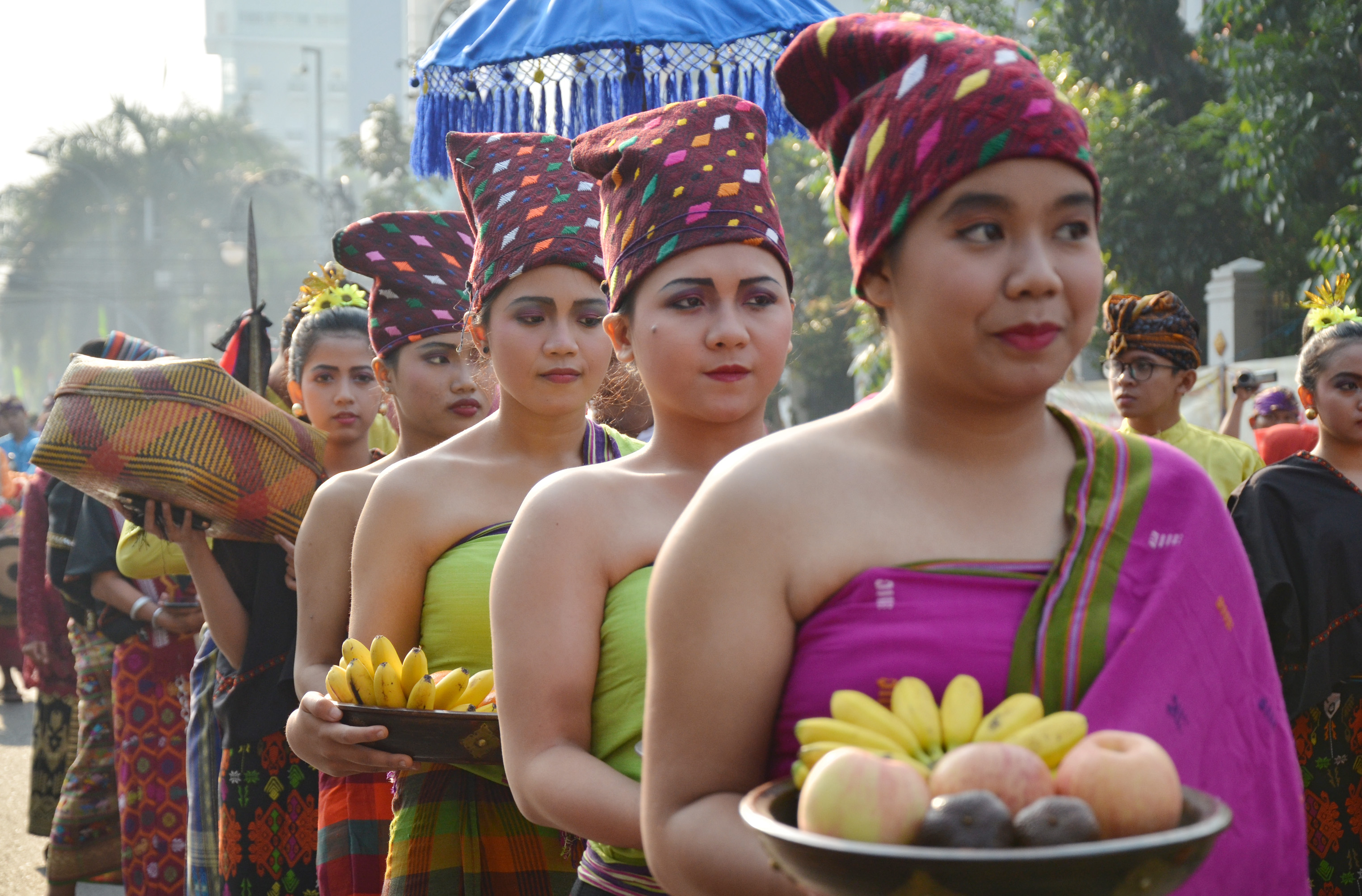 Semarak Parade Budaya Lombok-Sumbawa di CFD Bandung