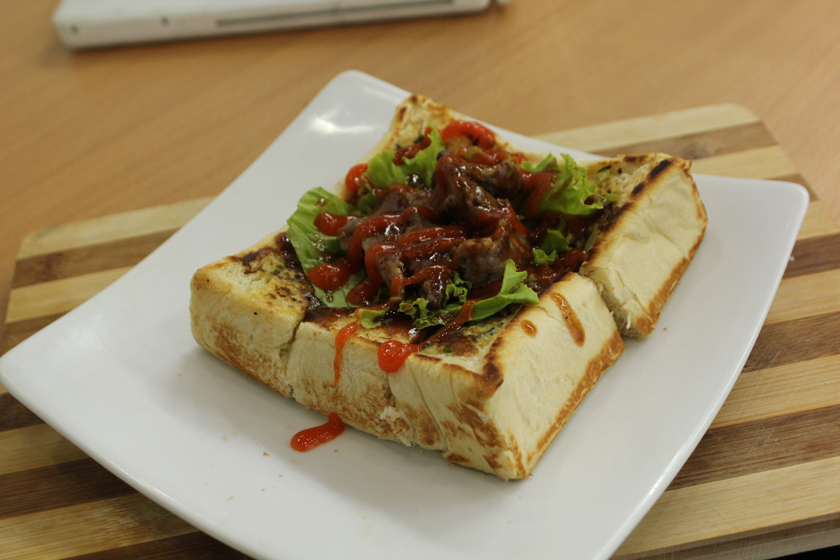 Roti John Ingin Kembangkan Bisnis Kopi