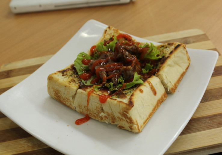 Roti John Ingin Kembangkan Bisnis Kopi 