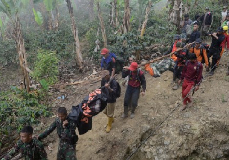 3 Korban Pesawat Aviastar Terindetifikasi