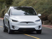 Tesla Perkenalkan Model 3 dan Model Y