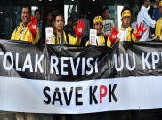 Mahasiswa UGM Demo Tolak Revisi RUU KPK