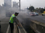 Median Tol Lenteng Agung Kebakaran