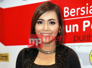 Sibuk, Denada Tak Sempat Hadir Ke Persidangan Cerainya