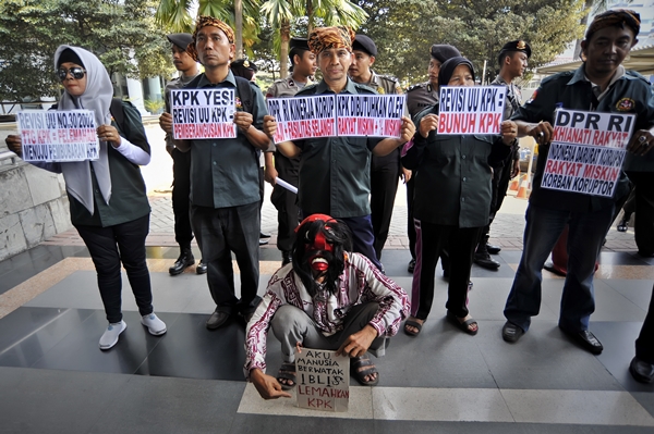 Demo Tolak Revisi RUU KPK