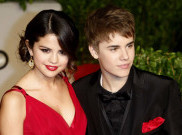 Selena Gomez Lelah Bicara Soal Hubungannya dengan Justin Bieber