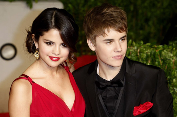 Selena Gomez Lelah Bicara Soal Hubungannya dengan Justin Bieber