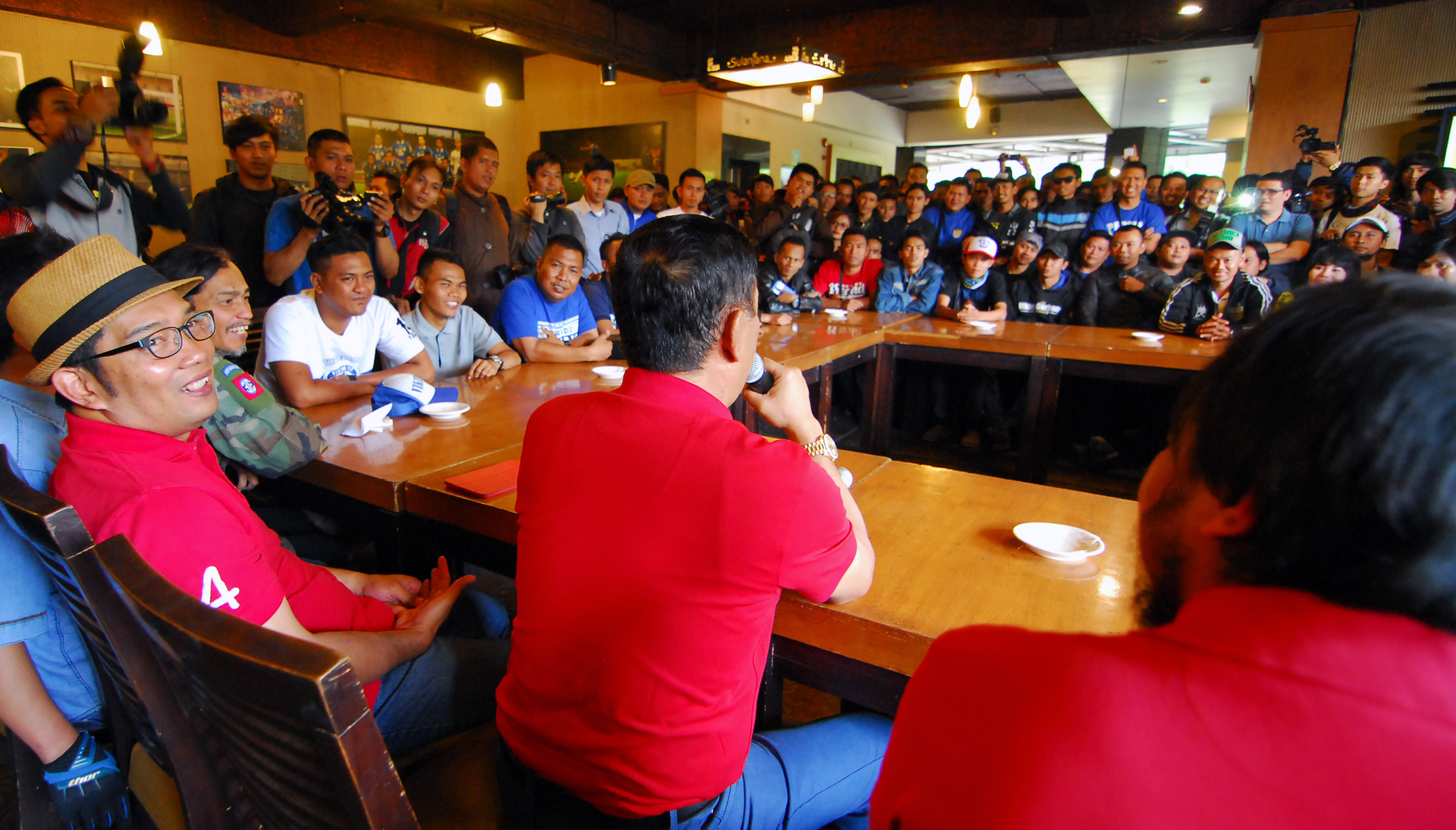 Ridwan Kamil Janji Beri Bonus Besar Jika Persib Juara