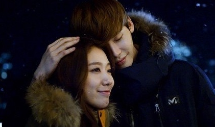 Park Shin Hye dan Lee Jong Suk Kembali Pamer Kemesraan