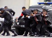 UU Rujukan Aksi Paspampres Tekel PNS Konawe Dekati Jokowi dari Belakang