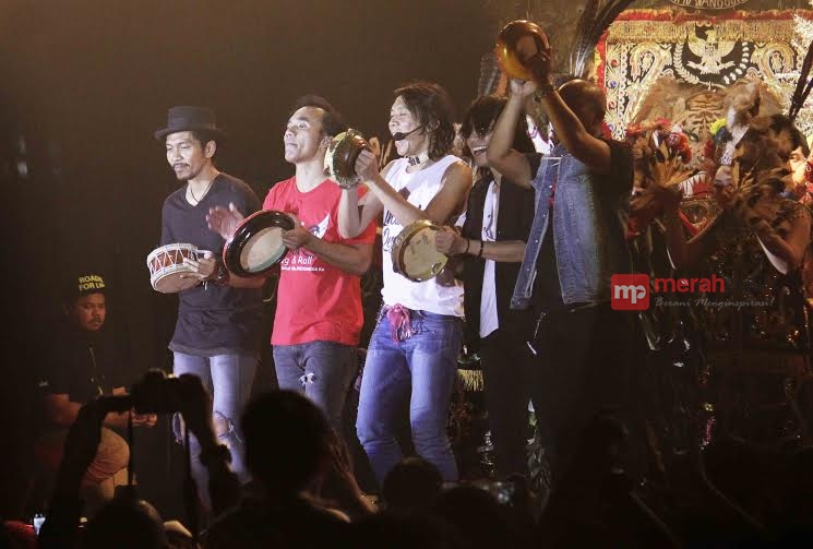 Kemeriahan Konser Slank