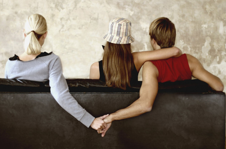 5 Cara Jitu Agar Pasangan Berhenti Selingkuh