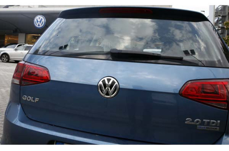 Eropa akan Uji Emisi Mobil-mobil VW