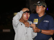 Video Kerusuhan Jakmania di Final Piala Presiden