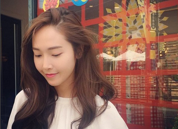 Makin Tenar, Jessica Jung Eks SNSD Main Film Tiongkok