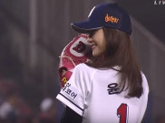 Sukses Jadi Pelempar Bola Pertama Yoona SNSD  Banjir Pujian Netizen