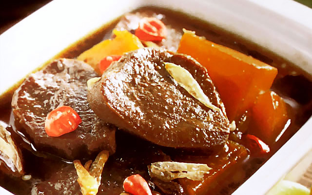 Semur Lidah Spesial Khas Bali yang Wajib Dicoba