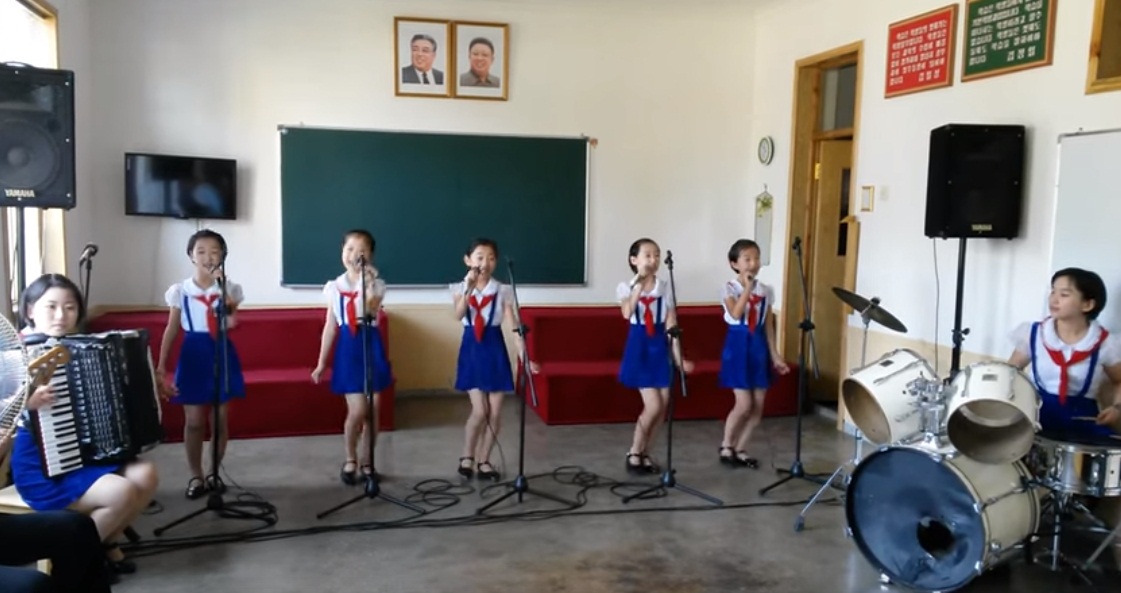 Bergetar, Saat Anak-anak Korut Nyanyikan Lagu Indonesia