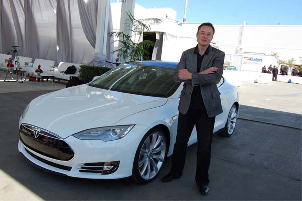 Tesla Kembali Telurkan Mobil Listrik Murah