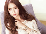 Cantiknya Yoona Saat Rayakan 3000 Hari Sudah SNSD Berkarier