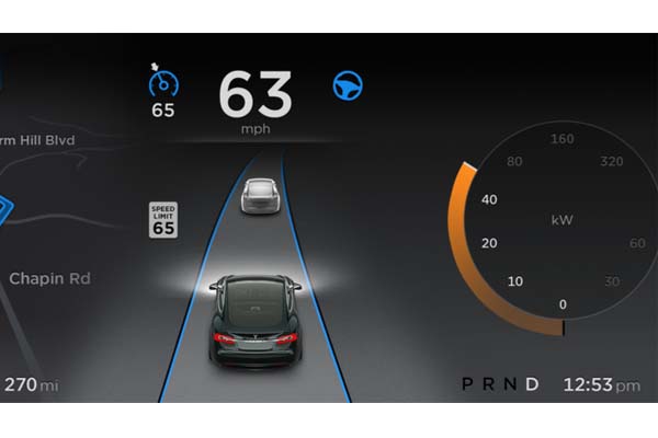 Autopilot Tesla Membahayakan Pengemudi
