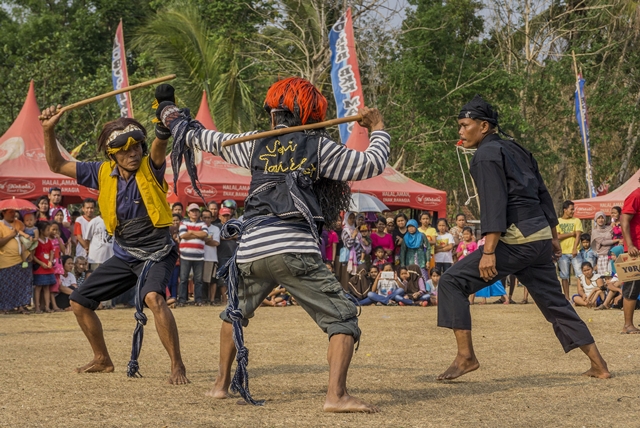 Tradisi Tari Sabet, Ritual Minta Hujan di Banjarnegara