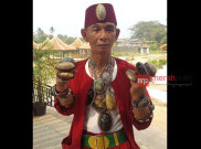 Engkong Salim, Si Manusia Batu Akik