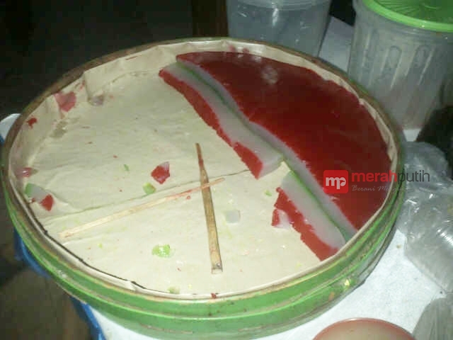 Seger, Yuk Buat Es Selendang Mayang di Rumah