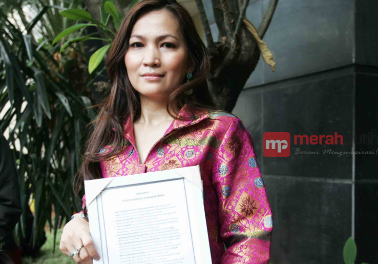 Konsen Soal Perlindungan Anak, Erlinda Dianugerahi Penghargaan Oleh Kapolri