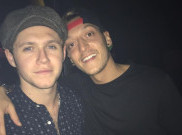 Rayakan Kemenangan, Mesut Ozil Dugem Bareng Personel One Direction