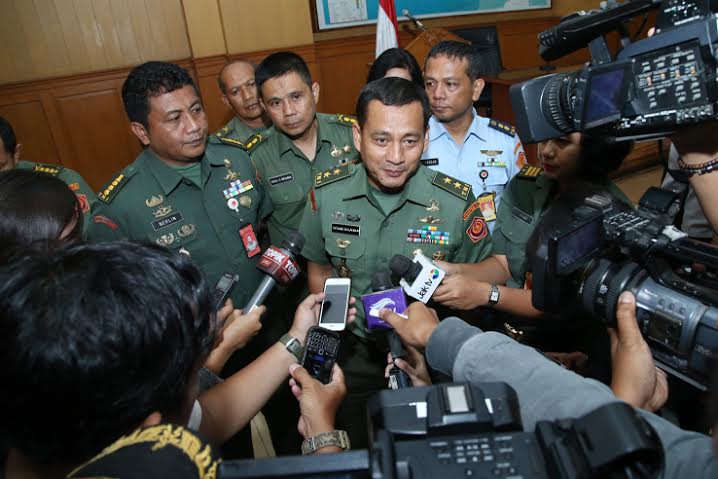 Mabes TNI: Kasus Arzeti Bilbina  dan Dandim Sidoarjo Sedang Diproses 