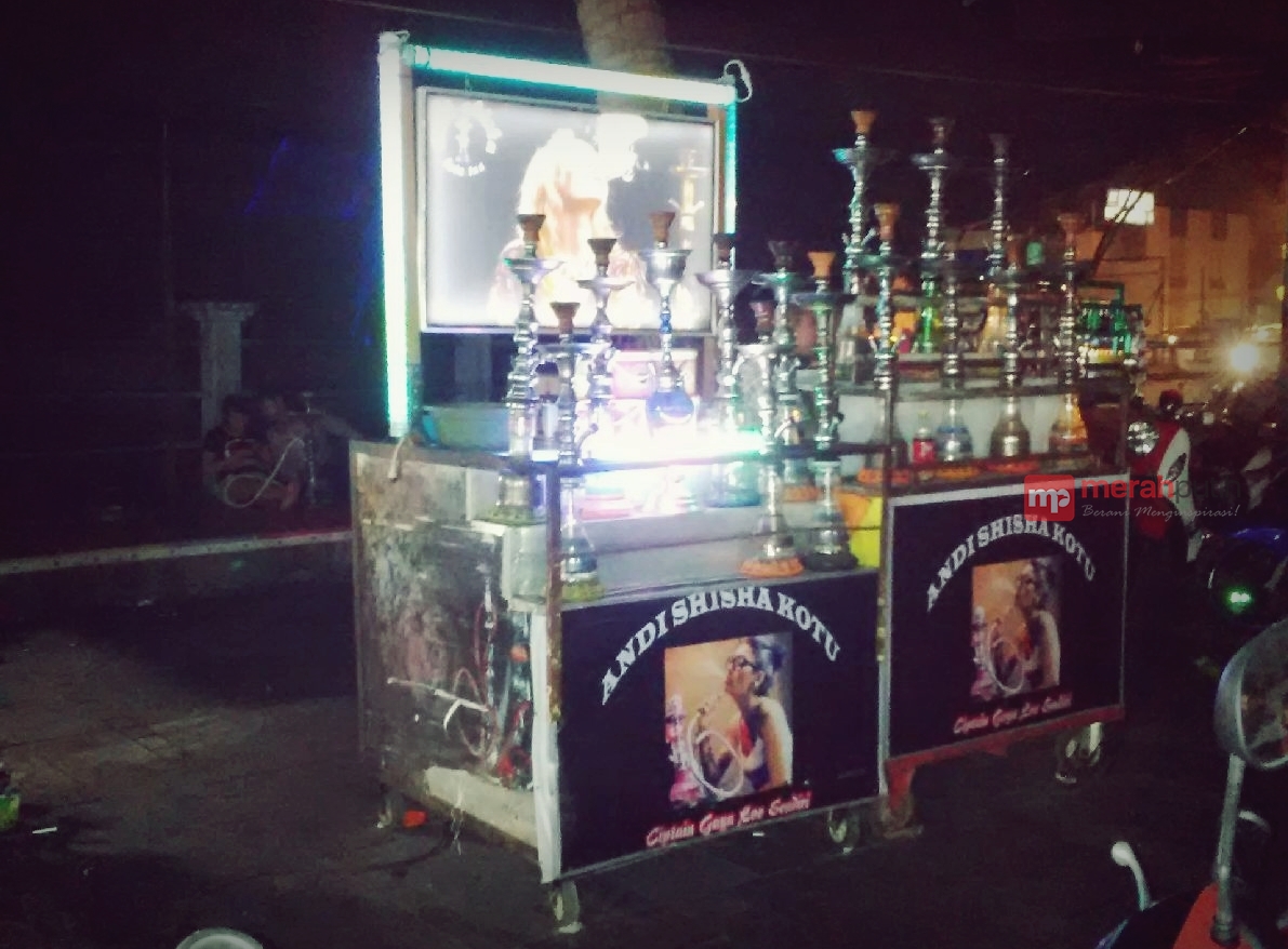 Pasar Malam yang Tak Pernah Sepi Cuma Ada di Kota Tua