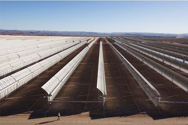 Maroko Buat Ladang Panel Surya Terbesar di Afrika