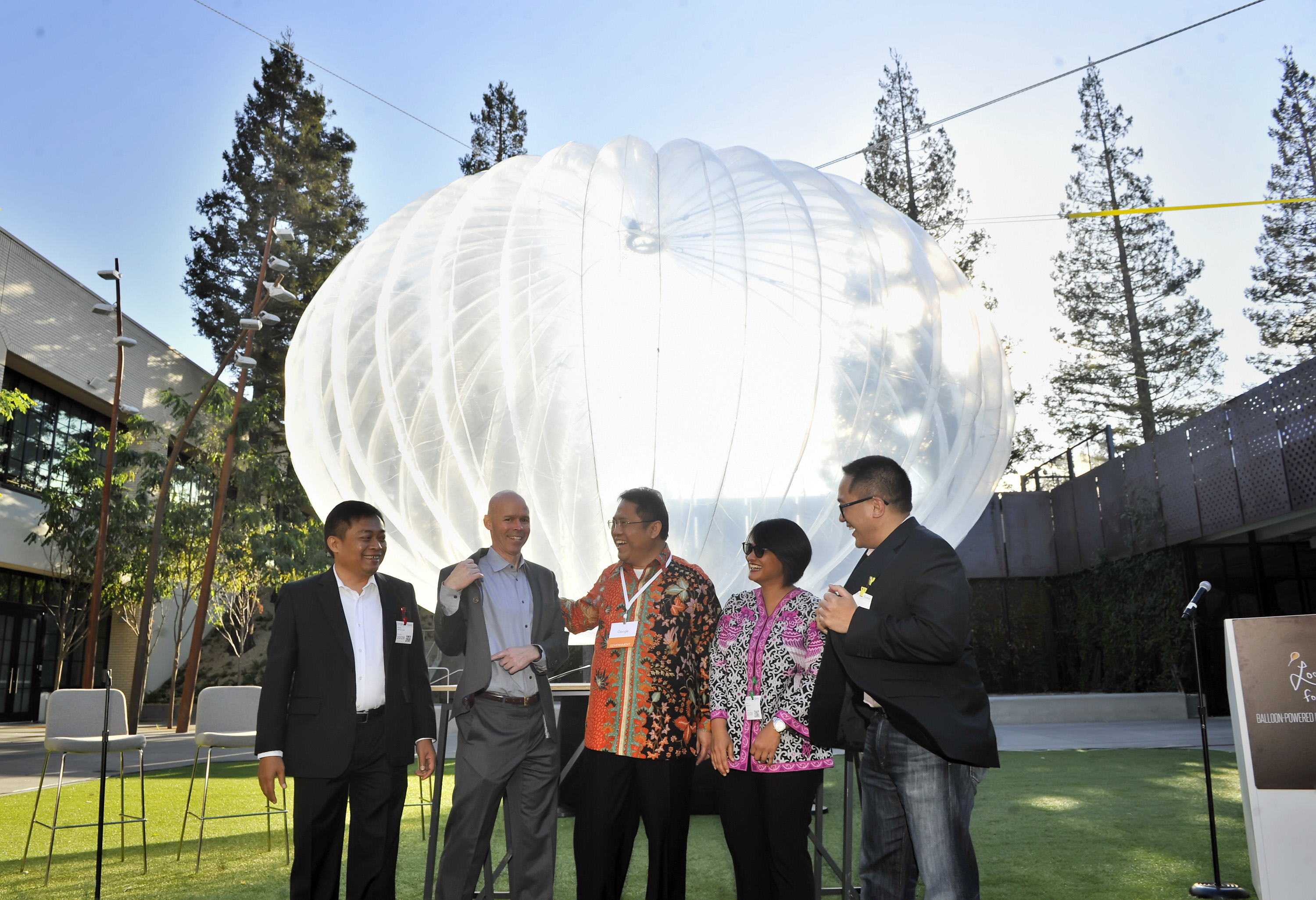 Kontroversi Google Project Loon di Indonesia