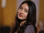 Kedekatan Natasha Wilona dan Sang Mama 