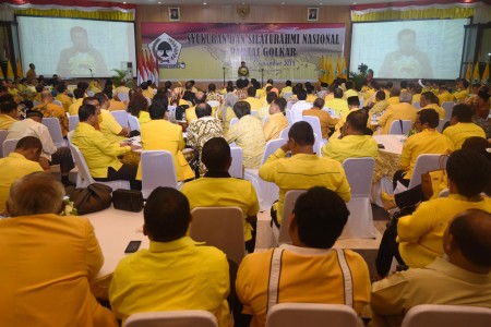 Dua Kubu Partai Golkar Bahas Pemenangan Pilkada 2015
