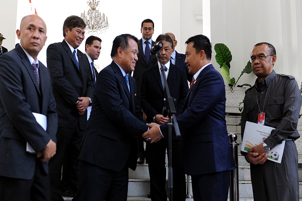 FIFA Sepakat Bentuk Tim Kecil Tangani Sepak Bola Indonesia