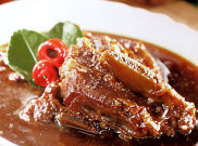Resep Semur Iga Madu Favorit Keluarga di Rumah