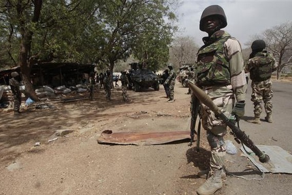 Tentara Nigeria Bantai 4 Orang Anggota Boko Haram