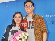 Cantik, Nycta Gina Mantab Berhijab