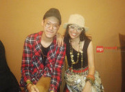 Bersahabat, Endah N Rhesa Tampil di Peresmian Whats Up Kafe