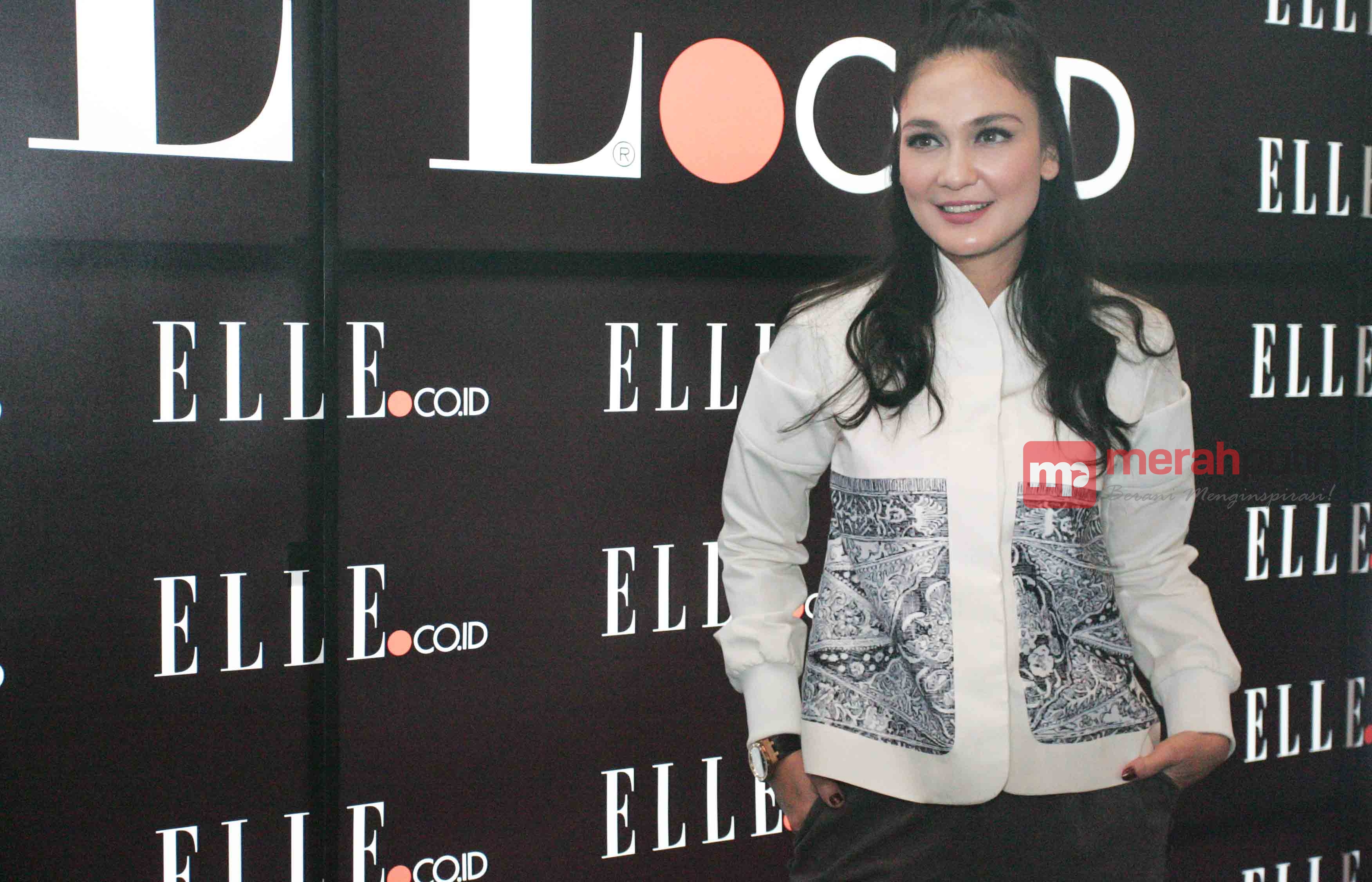 Luna Maya Masih Tunggu Pasanganya Melamar 