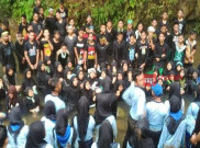 Bangun Kebersamaan LDKS SMA Al-Khairiyah dengan Riang Ria