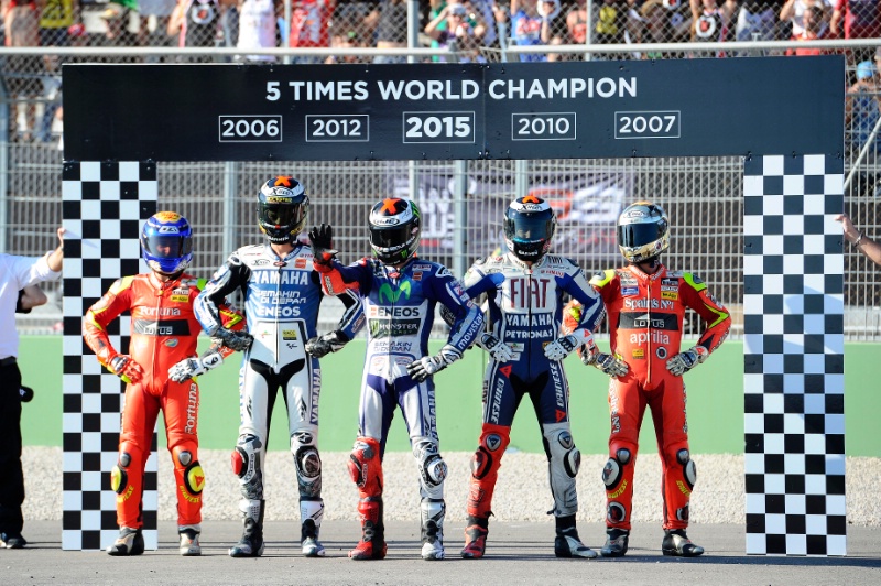 Selebrasi Unik Jorge Lorenzo Juarai MotoGP 2015