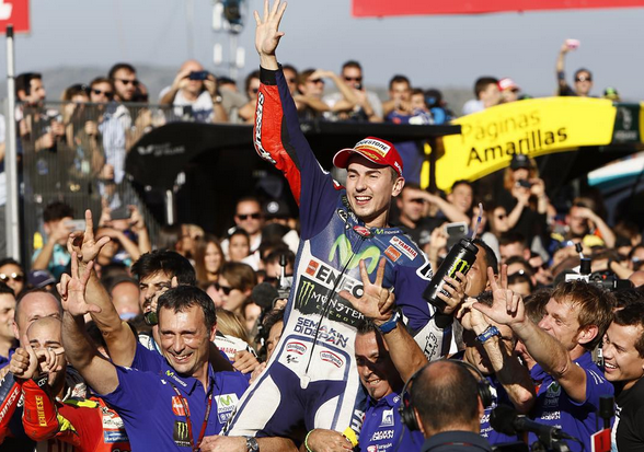 Galeri Selebrasi Kemenangan Jorge Lorenzo