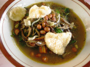 Cicipi Nikmatnya Bubur Pedas Khas Kalimantan Barat