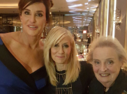 Jadi Transgender Citlyn Jenner Raih Penghargaan Glamour Women of the Year 2015