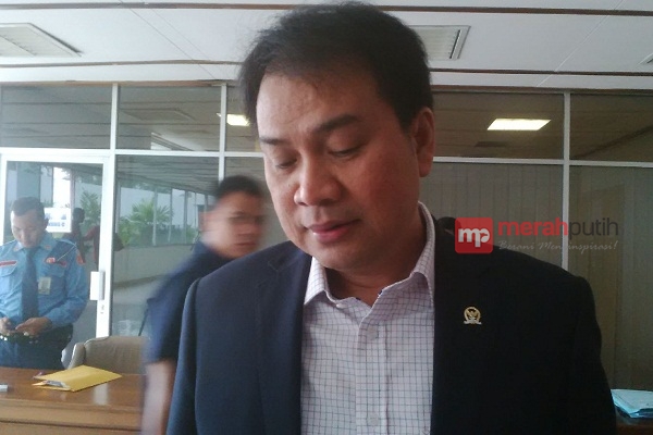  Rapat Pleno Keputusan Kelayakan Capim KPK Ditunda