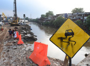 Ahok Salahkan Warga Terkait Molornya Normalisasi Ciliwung